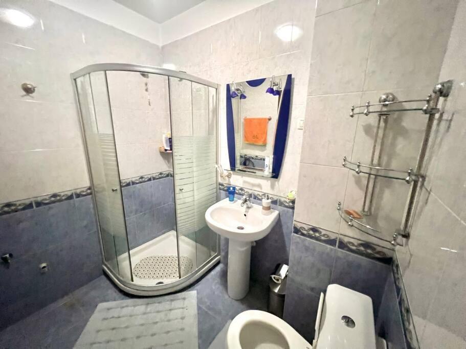 Central Tirana Flat Near Bazaar 外观 照片